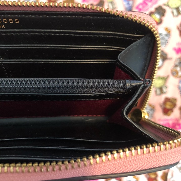 Marc Jacobs wallet - Picture 5 of 8